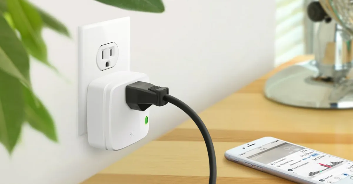 Uusien pistorasioiden asentamisen todellisuus kotona, sähköasentajan mukaan: ”Aiemmin se maksoi 30 euroa pistorasiasta, nyt noin 50 euroa”.