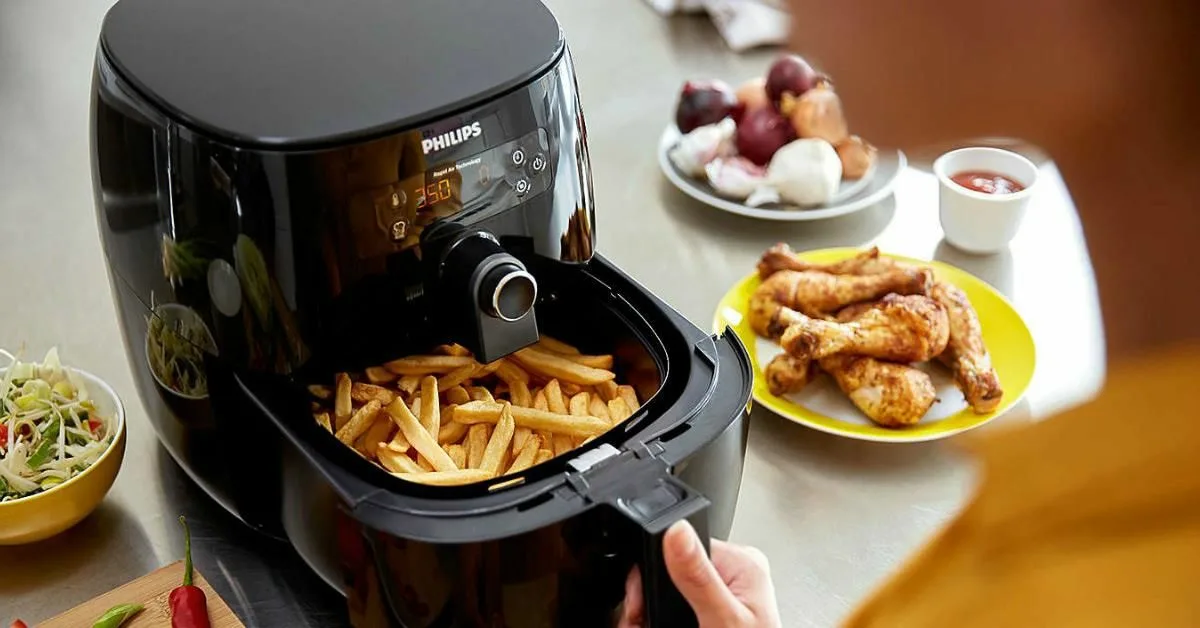 Hyvästi, friteerauskeitin! Kuluttajat siirtyvät uuden sukupolven laitteisiin, jotka tarjoavat rapeampia tuloksia ilman öljyä.