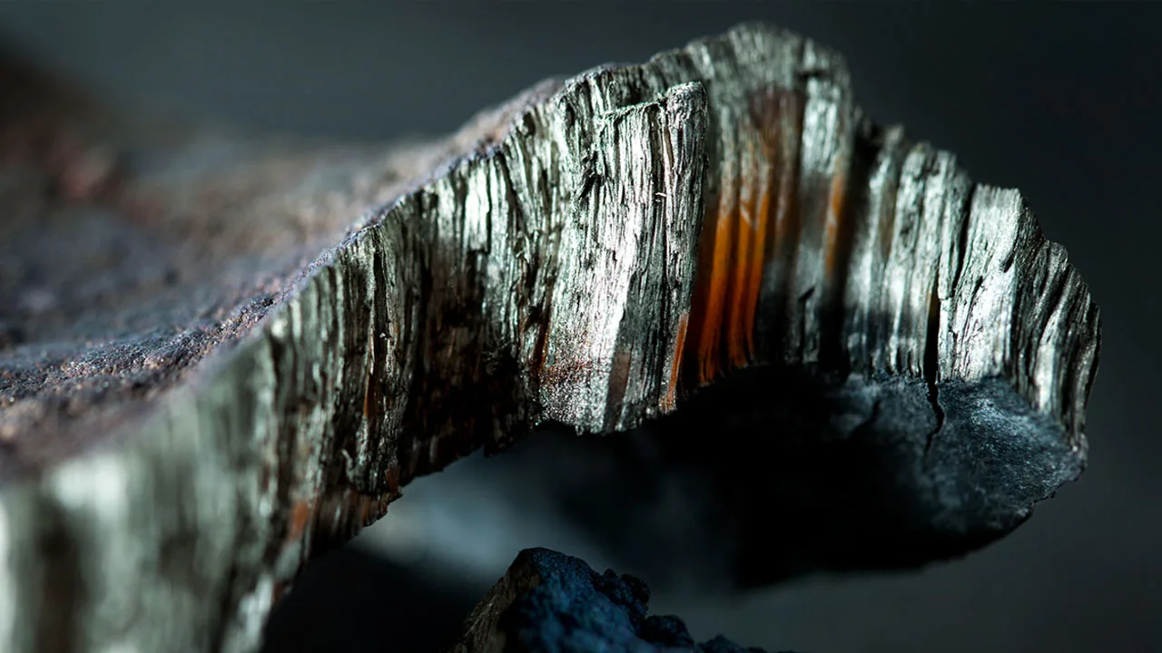 Harvinaiset maametallit ja niiden tulevaisuus: miten materiaalitiede yhdistää meidät planeettaamme