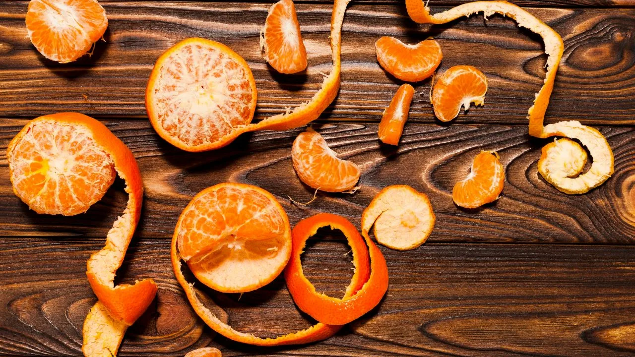 Älä heitä appelsiininkuoria pois joulukuussa: helppo resepti luonnolliselle puhdistusaineelle.