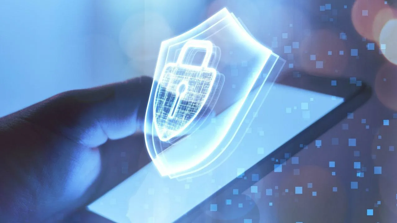 Pankki kehottaa muuttamaan Smart-ID:n välittömästi digitaalisen petoksen estämiseksi