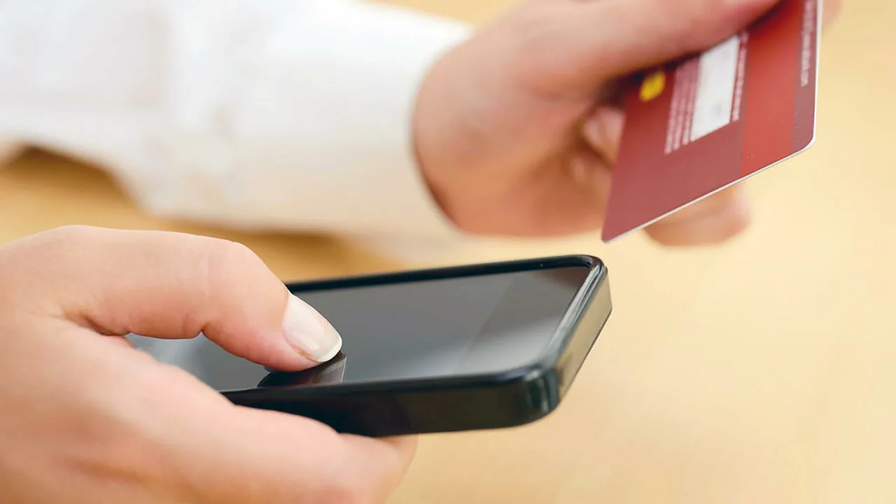 Poliisi: esitä nämä 4 kysymystä, kun sinua pyydetään antamaan pankkitietosi