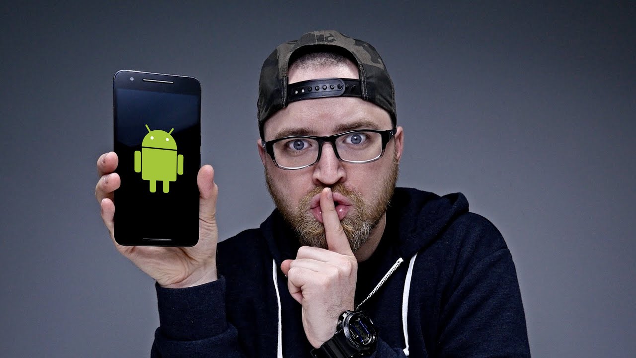 Vihreä piste matkapuhelimen kulmassa voi aiheuttaa ongelmia epäsuotuisalla hetkellä.