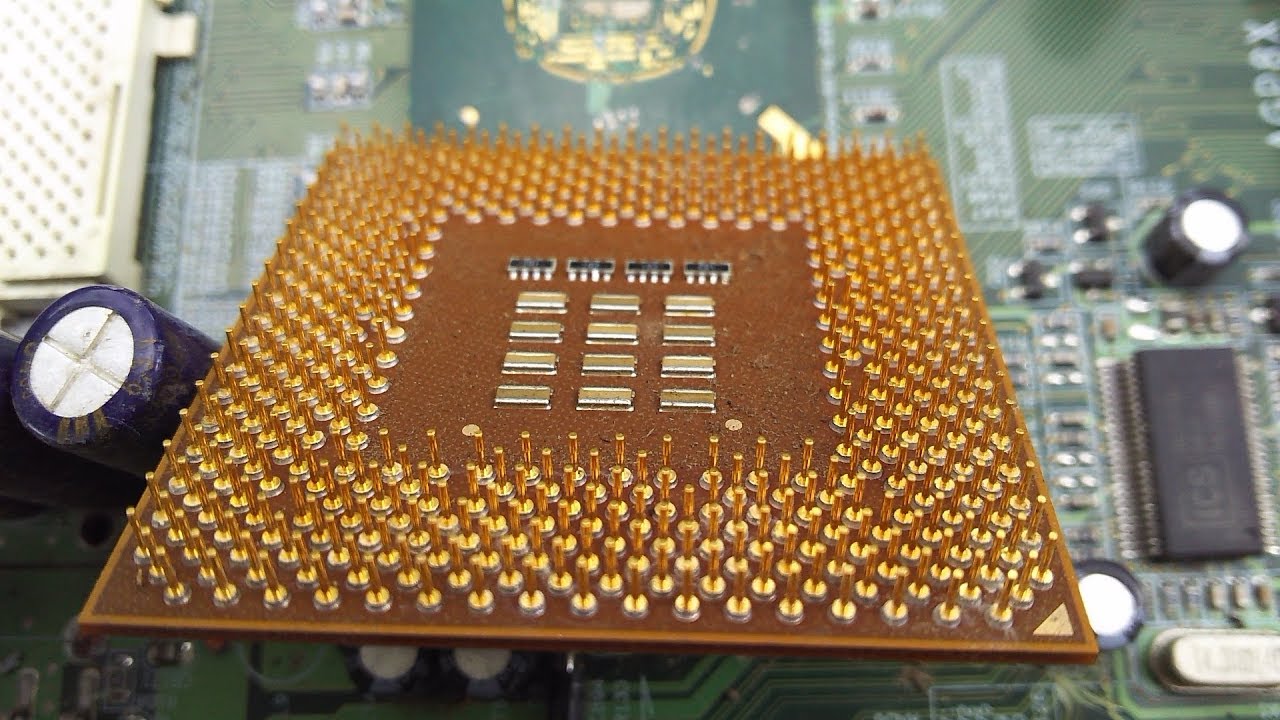 Elektroniikkalaitteet, jotka me kaikki heitämme pois, sisältävät 450 milligrammaa 22 karaatin kultaa.