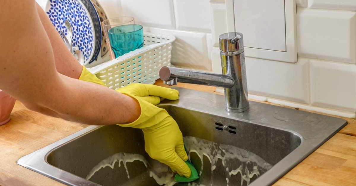 Tämä on tehokkain tapa poistaa kalkkikertymät hanoista ja wc-istuimista ilman etikkaa ja ruokasoodaa.