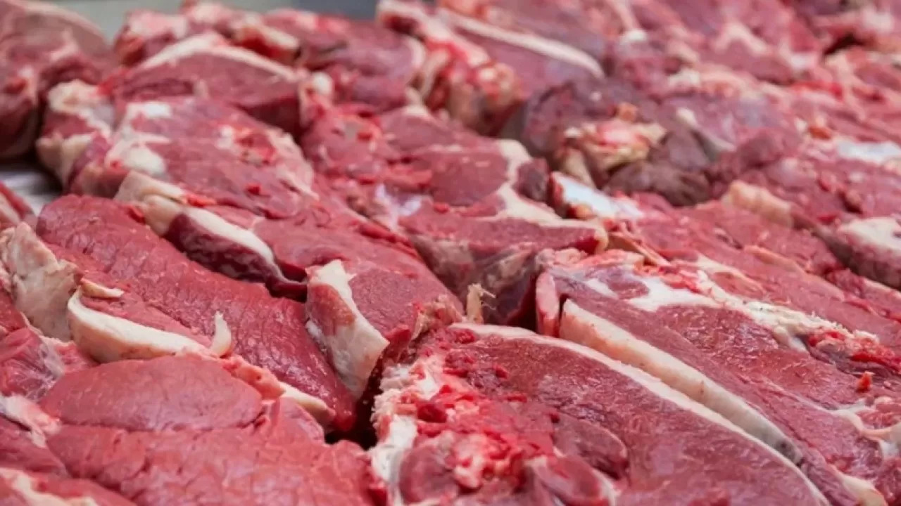 Nobelin lääketieteen palkinnon saaja Harald zur Hausen: ”Naudanlihan kulutus on merkittävä riskitekijä yhden syöpätyypin kehittymiselle, ja maidon kulutukseen tulisi suhtautua varovaisesti.”