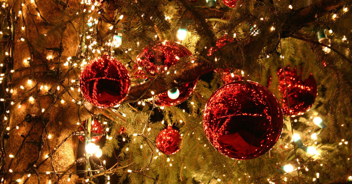 Asiantuntijat varoittavat, että nämä joulukoristeet voivat syttyä tuleen muutamassa sekunnissa.