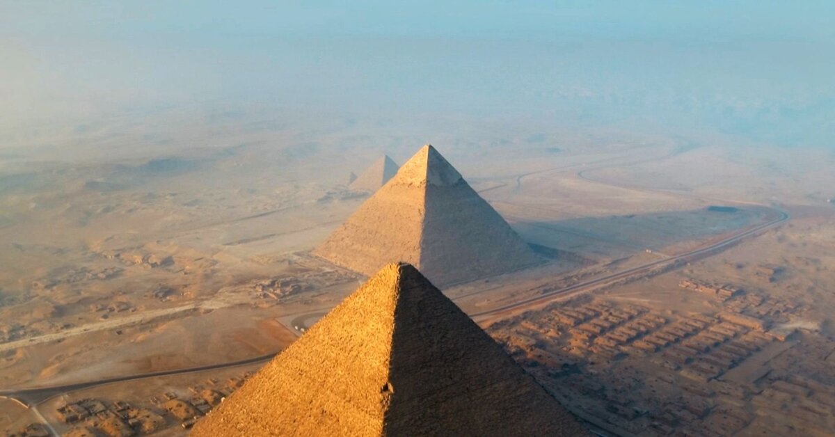 Tutkimukset osoittavat, että Egyptin pyramidit on rakennettu älykkään koneen avulla.