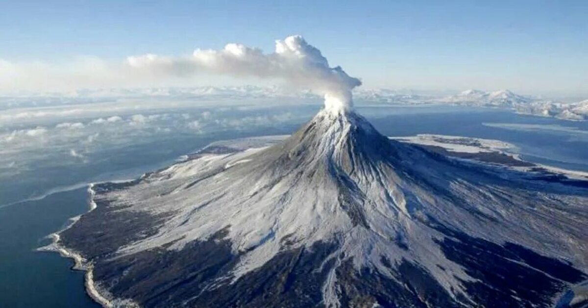 Myytin ja tieteen välissä: tämä on Terror-vuori, joka kohoaa Antarktiksen yläpuolella ja kätkee sisäänsä tarinoita pioneereista ja unohtumattomista urotöistä.